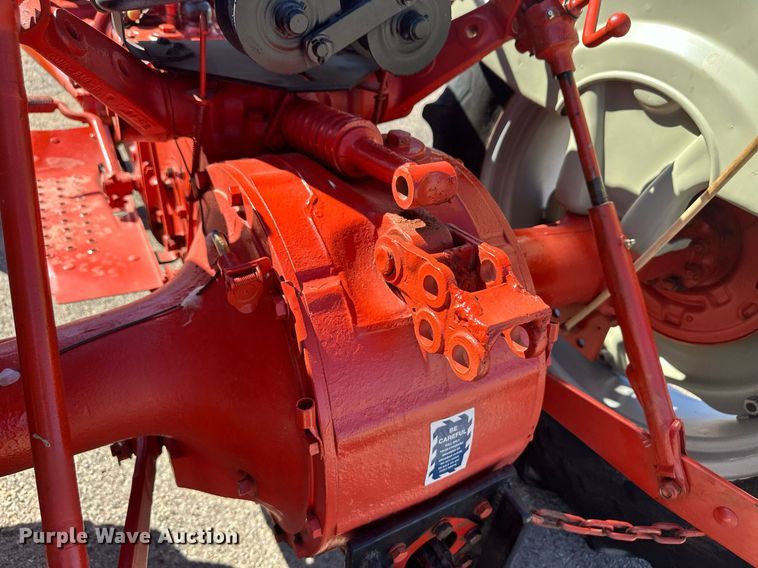 image for item OM9658 1962 Ford 841 Powermaster tractor