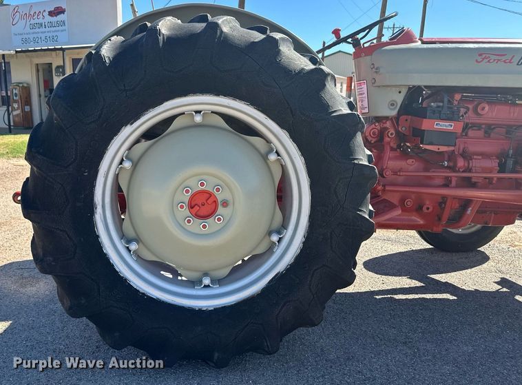 image for item OM9658 1962 Ford 841 Powermaster tractor