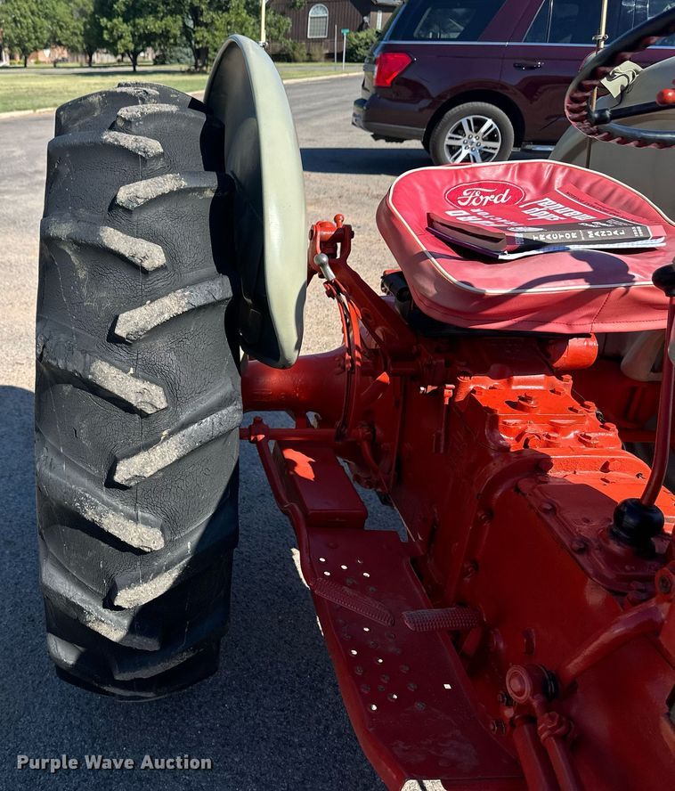 image for item OM9658 1962 Ford 841 Powermaster tractor