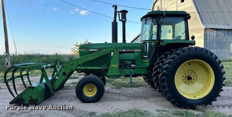 image for item OM9674 1982 John Deere 4640 tractor