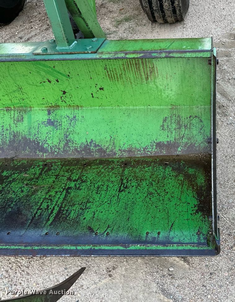 image for item OM9674 1982 John Deere 4640 tractor