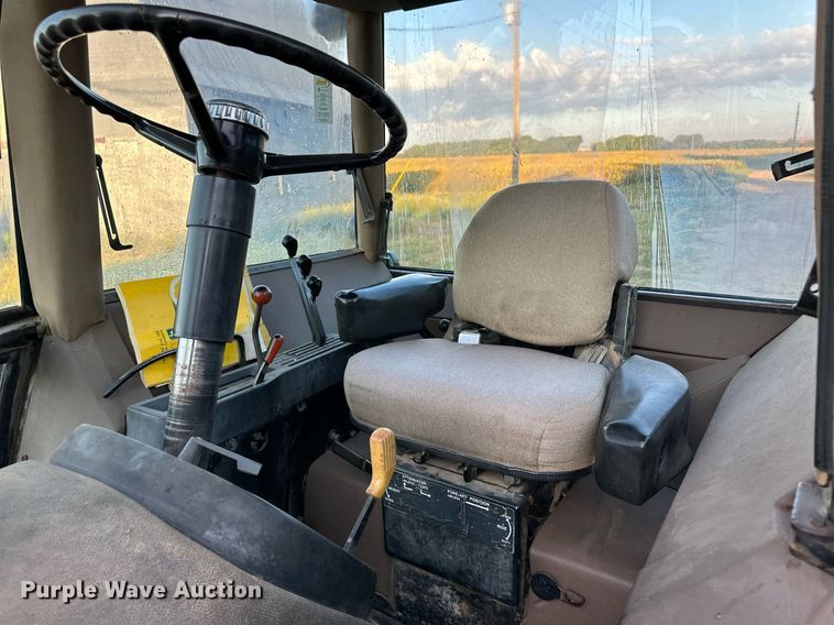 image for item OM9674 1982 John Deere 4640 tractor