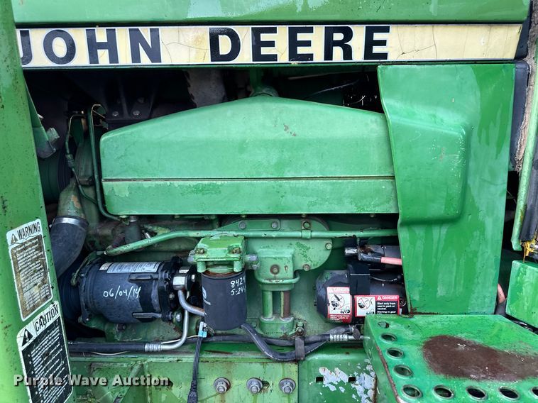 image for item OM9674 1982 John Deere 4640 tractor