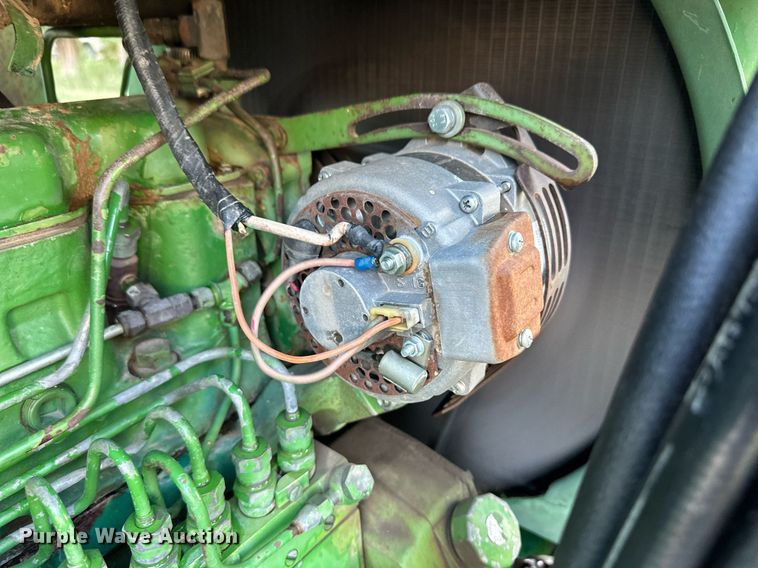 image for item OM9674 1982 John Deere 4640 tractor