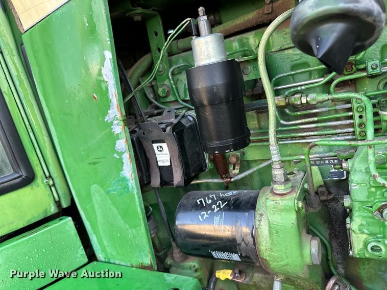 image for item OM9674 1982 John Deere 4640 tractor