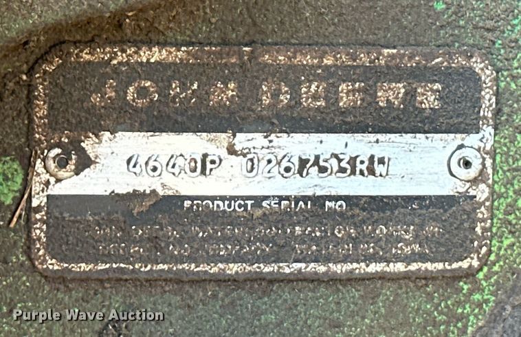 image for item OM9674 1982 John Deere 4640 tractor