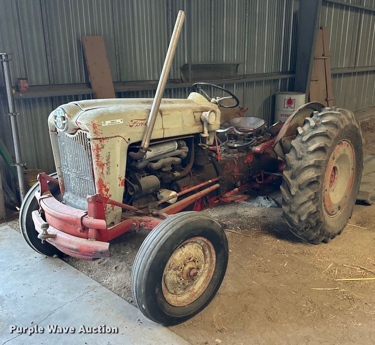 image for item OM9675 1959 Ford 801 Powermaster tractor