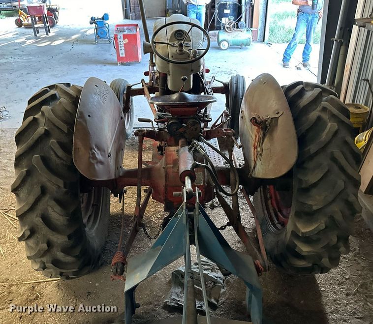 image for item OM9675 1959 Ford 801 Powermaster tractor