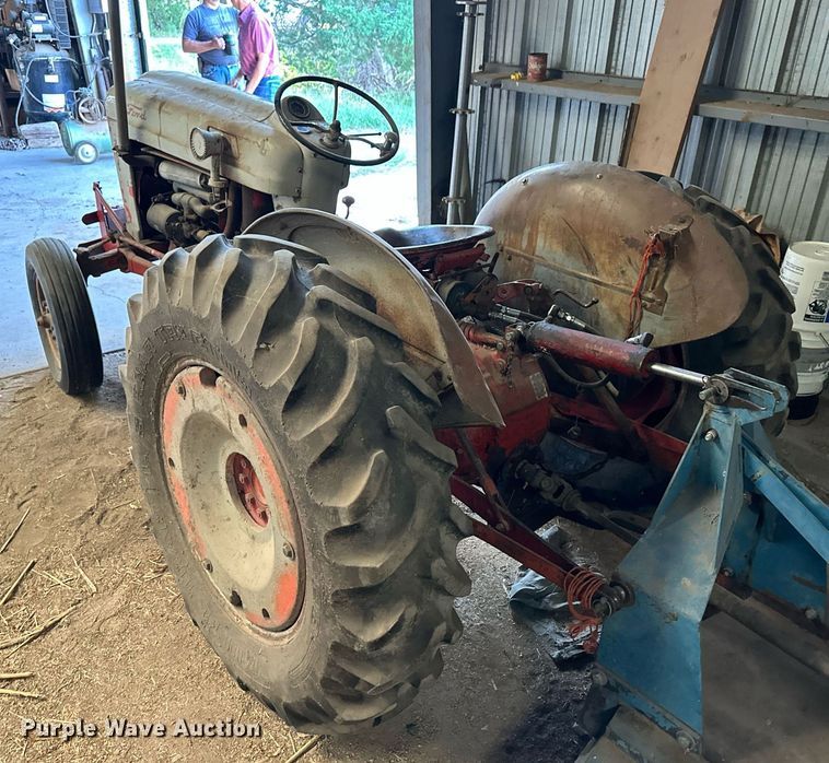 image for item OM9675 1959 Ford 801 Powermaster tractor