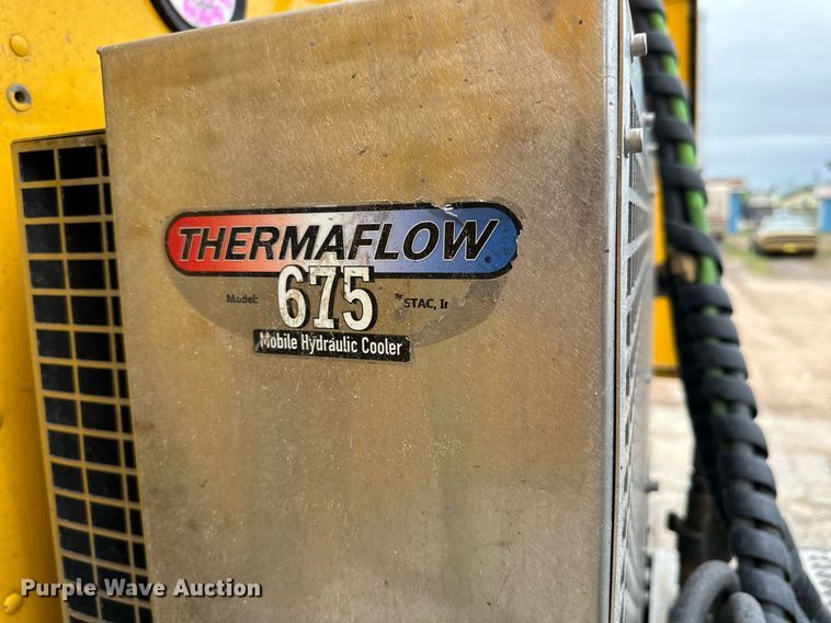 image for item DD3204 2016 Peterbilt 579 semi truck