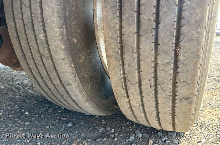 image for item DD3208 2019 Wilson  drop deck trailer