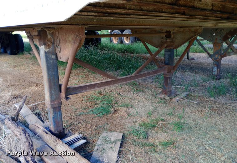 image for item DH1251 2001 Trailmobile dry van trailer