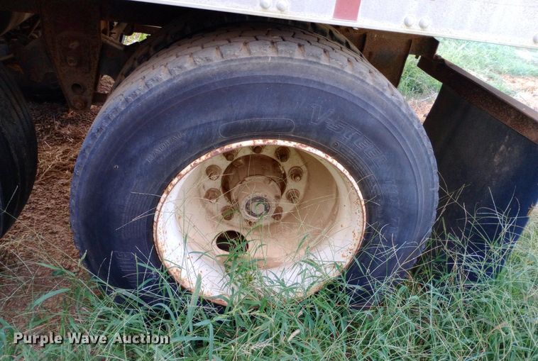 image for item DH1251 2001 Trailmobile dry van trailer