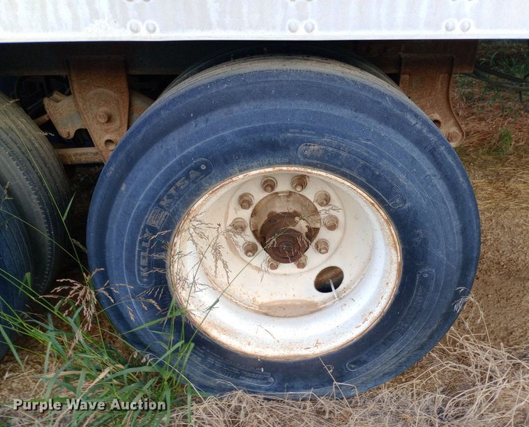 image for item DH1251 2001 Trailmobile dry van trailer