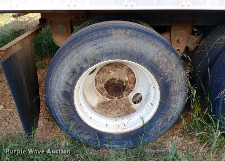 image for item DH1251 2001 Trailmobile dry van trailer