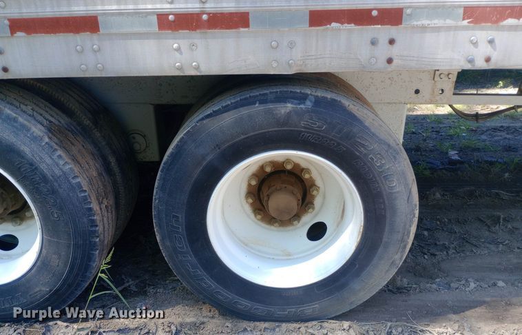 image for item DH1336 1996 Trailmobile  dry van trailer