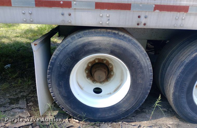 image for item DH1336 1996 Trailmobile  dry van trailer