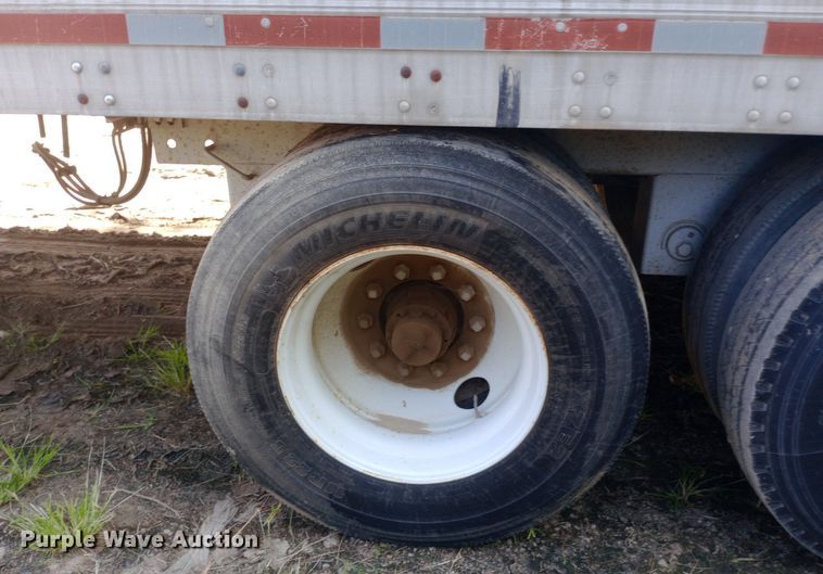 image for item DH1336 1996 Trailmobile  dry van trailer