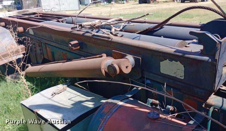 image for item DH1348 1969 Freightliner  HD-8264 roll-off container truck