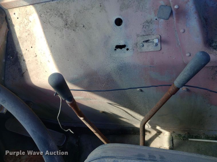 image for item DH1348 1969 Freightliner  HD-8264 roll-off container truck