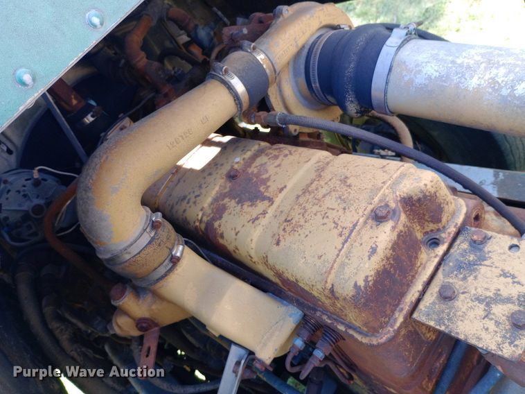 image for item DH1348 1969 Freightliner  HD-8264 roll-off container truck