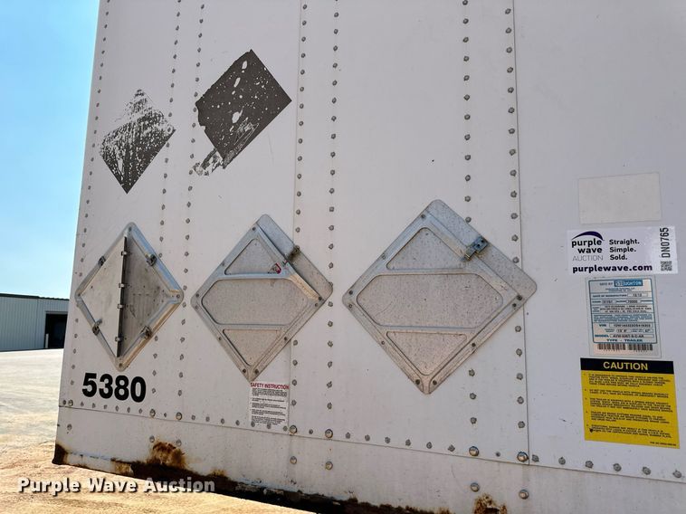 image for item DN0765 2013 Stoughton  AVW-535T-S-C-AR dry van trailer