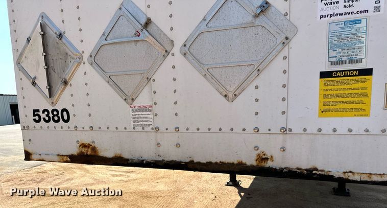 image for item DN0765 2013 Stoughton  AVW-535T-S-C-AR dry van trailer