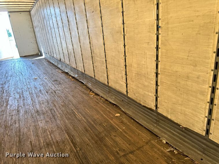 image for item DN0765 2013 Stoughton  AVW-535T-S-C-AR dry van trailer