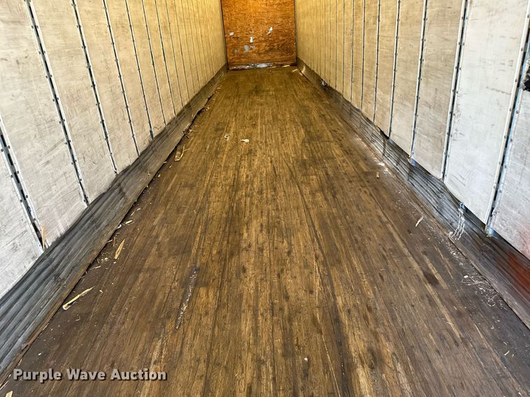 image for item DN0765 2013 Stoughton  AVW-535T-S-C-AR dry van trailer