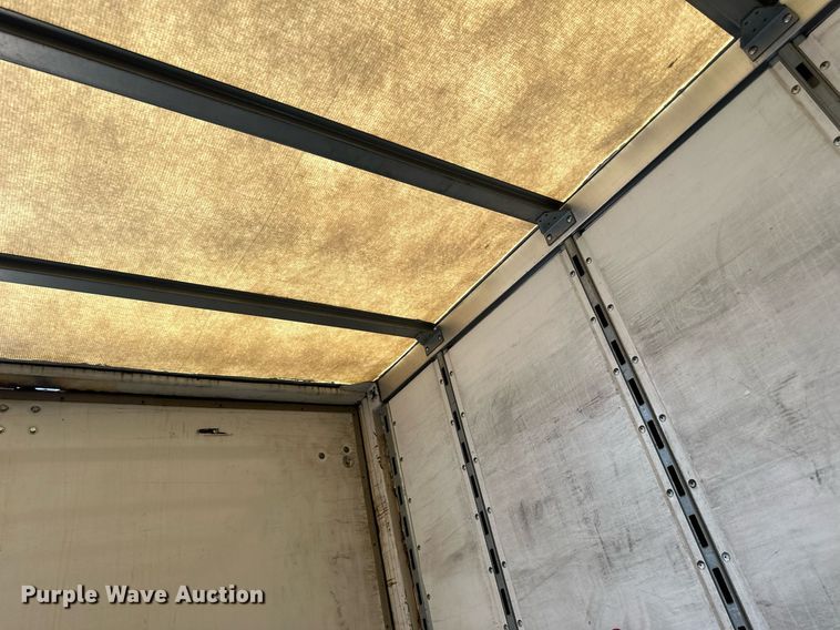 image for item DN0765 2013 Stoughton  AVW-535T-S-C-AR dry van trailer