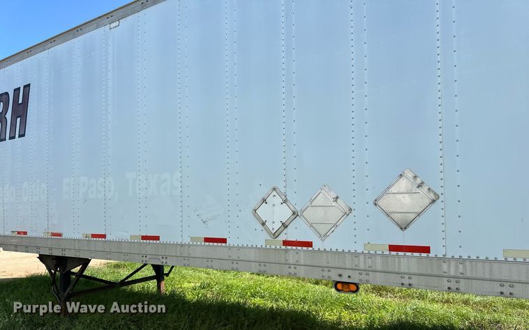 image for item DN0766 2001 Stoughton  AVW-535T-S-C-AR dry van trailer