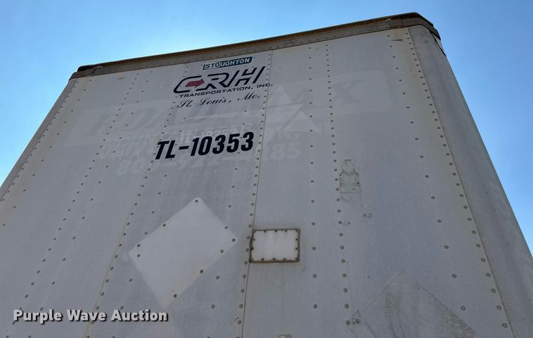 image for item DN0766 2001 Stoughton  AVW-535T-S-C-AR dry van trailer
