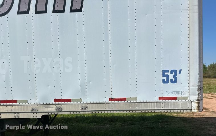 image for item DN0766 2001 Stoughton  AVW-535T-S-C-AR dry van trailer