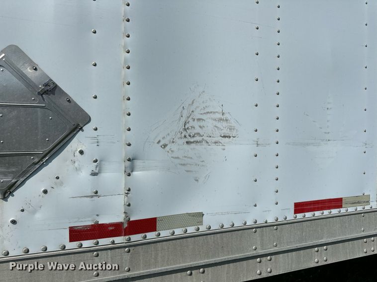 image for item DN0766 2001 Stoughton  AVW-535T-S-C-AR dry van trailer