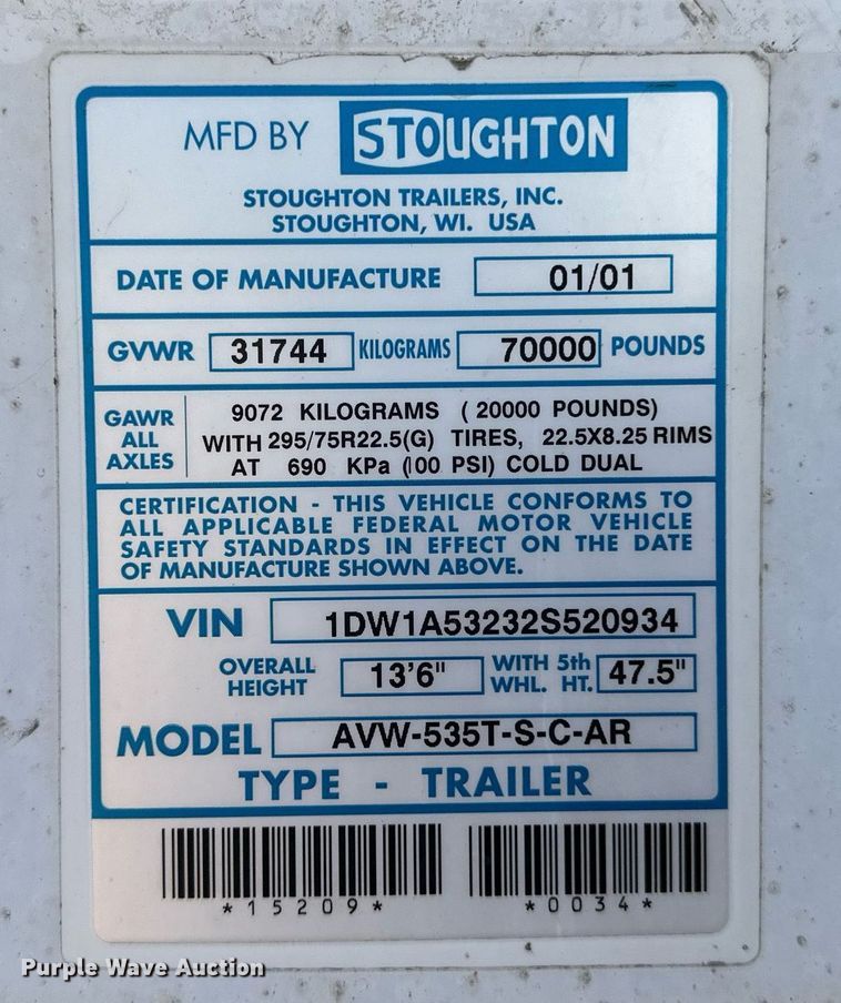 image for item DN0766 2001 Stoughton  AVW-535T-S-C-AR dry van trailer