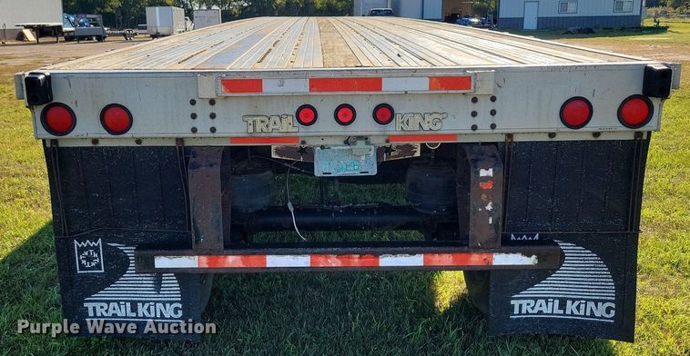 image for item DN3503 2006 Utility FS2CHA flatbed trailer