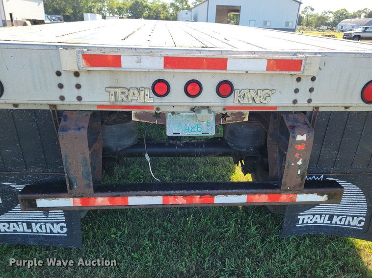 image for item DN3503 2006 Utility FS2CHA flatbed trailer