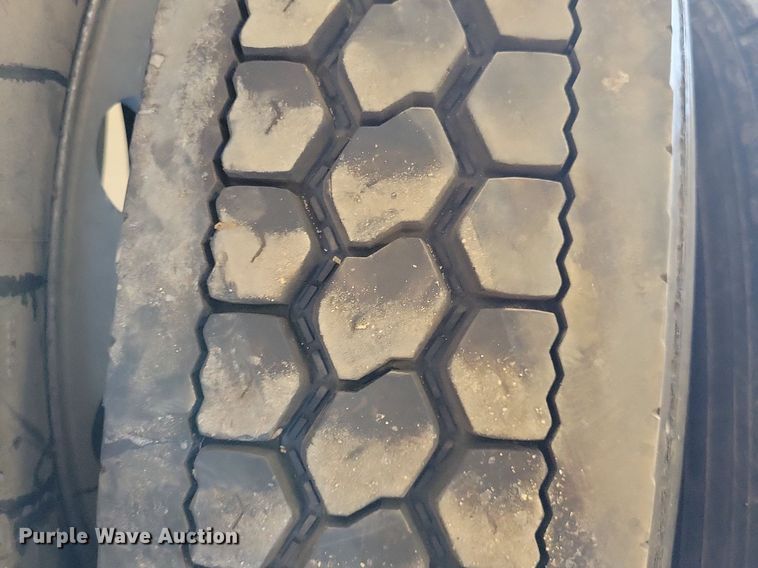 image for item DN3508 (11) 285/75R24.5 tires and wheels