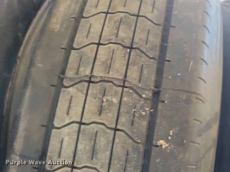 image for item DN3508 (11) 285/75R24.5 tires and wheels