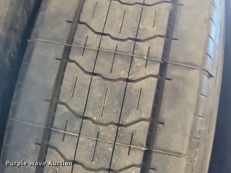 image for item DN3508 (11) 285/75R24.5 tires and wheels