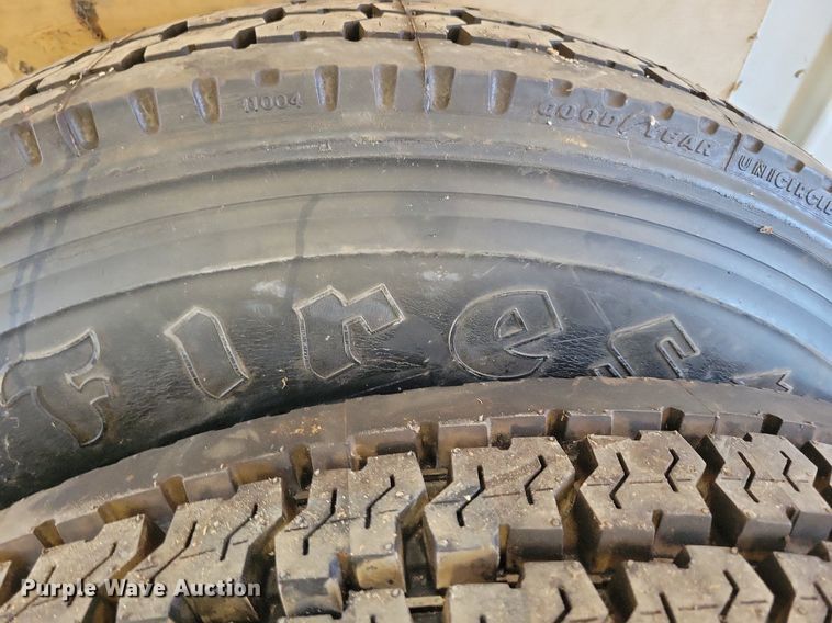 image for item DN3508 (11) 285/75R24.5 tires and wheels