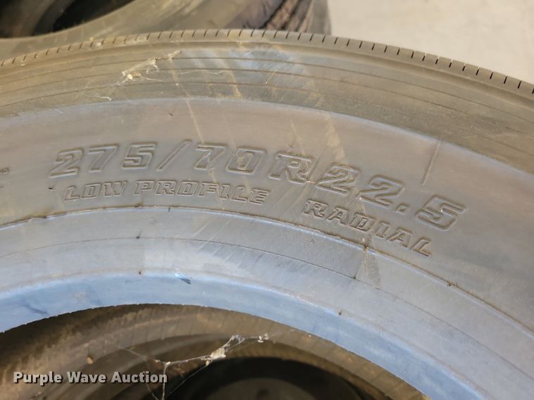 image for item DN3509 (20) 275/70R22.5 tires