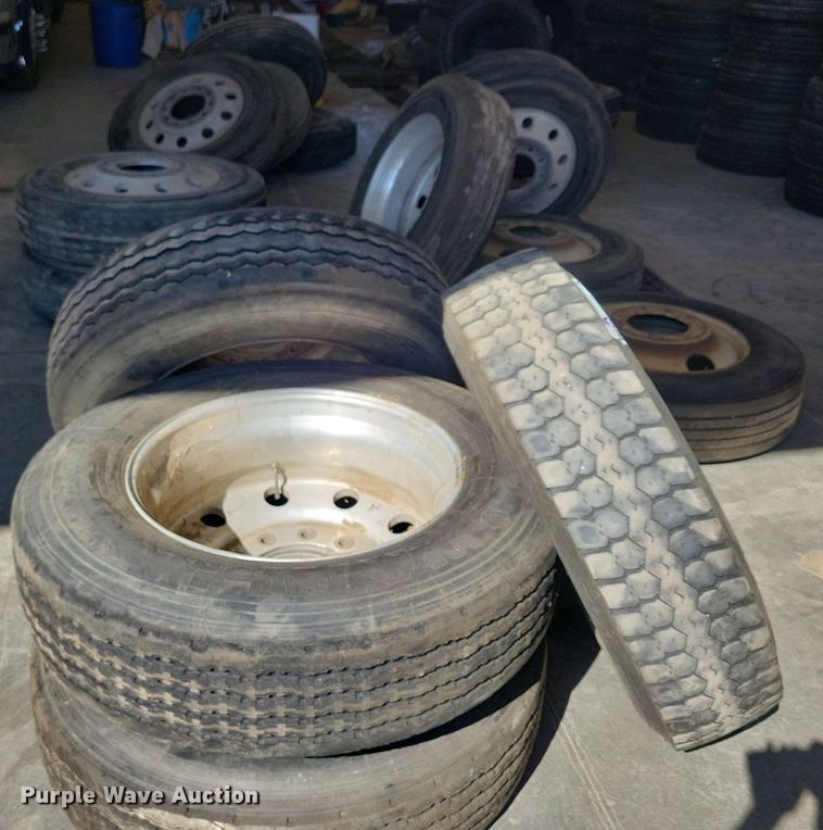 image for item DN3510 (12) tires and wheels