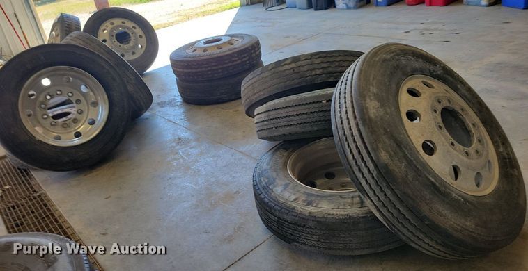 image for item DN3510 (12) tires and wheels