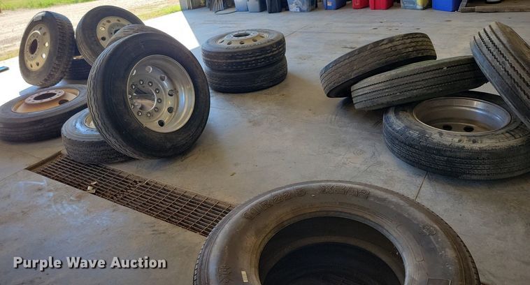 image for item DN3510 (12) tires and wheels