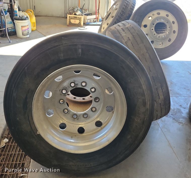 image for item DN3510 (12) tires and wheels