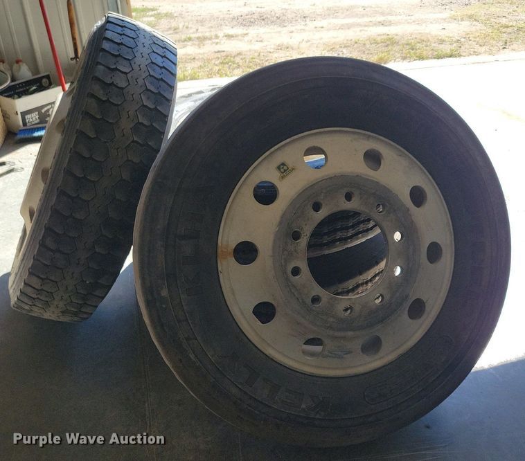 image for item DN3510 (12) tires and wheels
