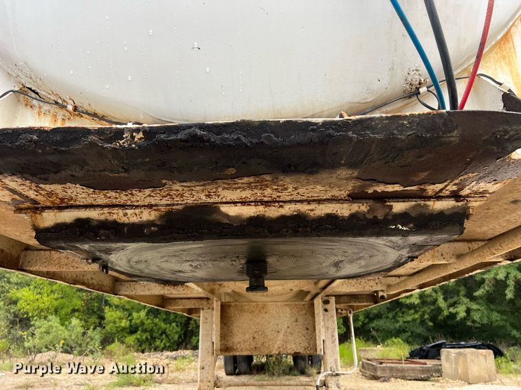 image for item DO2493 2015 Jack County Tank vacuum trailer