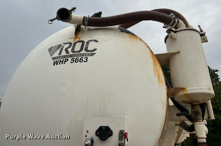 image for item DO2493 2015 Jack County Tank vacuum trailer