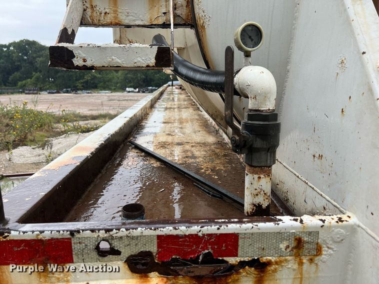 image for item DO2493 2015 Jack County Tank vacuum trailer